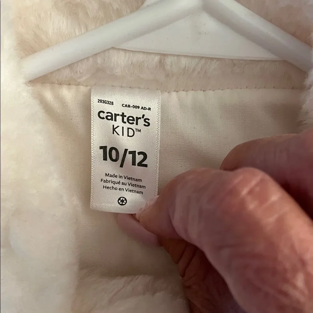 Carter’s Kids Faux Fur Sleeveless Vest in Cream Size 10/12 Gently used Cream